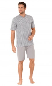 Pyjama court