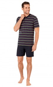 Pyjama court