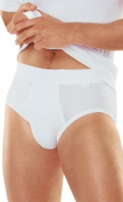 Slip mit Öffnung