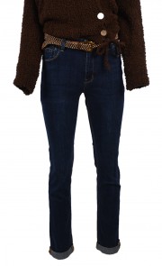 Süsse Jeans mit Gürtel